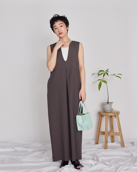 画像をギャラリービューアに読み込む, 深Vネックオールインワン【679】