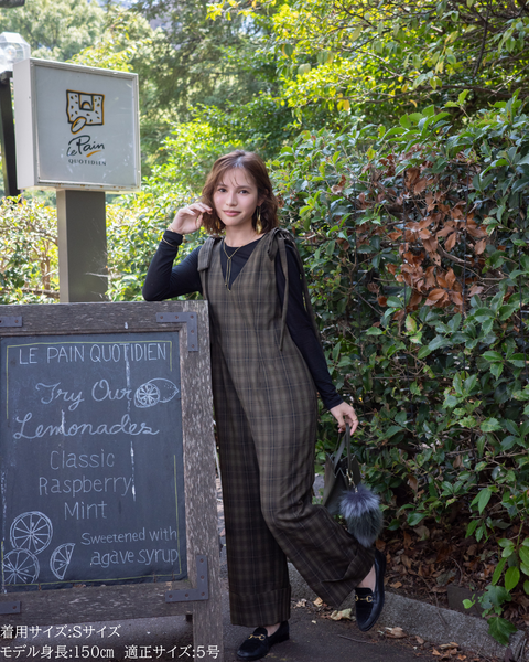 画像をギャラリービューアに読み込む, 低身長パンツ/低身長用ボトム/ボトム/オーバーオール/小柄用/XSサイズ/SSサイズ/147㎝/低身長ブランド/低身長ハイウエストパンツ/オールインワン/小柄オールインワン/チェックロンパース/リボン