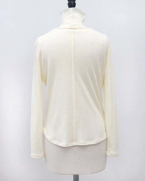 画像をギャラリービューアに読み込む, ウールハイネックカットソー【831】