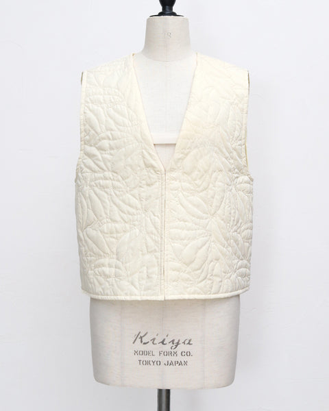 画像をギャラリービューアに読み込む, quilted vest under coat women
puffer vest under coat outfit
layering quilted vest winter
inner vest winter outfit women
quilted vest layering coat
キルティングベスト コート 重ね着
インナーベスト レディース 冬
コートの中 ベスト レディース
小柄仕様/中綿/キルティング