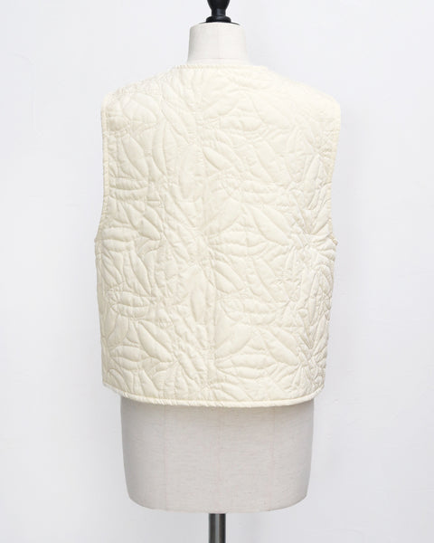 画像をギャラリービューアに読み込む, quilted vest under coat women
puffer vest under coat outfit
layering quilted vest winter
inner vest winter outfit women
quilted vest layering coat
キルティングベスト コート 重ね着
インナーベスト レディース 冬
コートの中 ベスト レディース
小柄仕様/中綿/キルティング