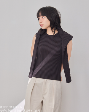 小柄/低身長/アンサンブルニット/リブニット/縦リブ/2wayカーディガン/白蝶貝ボタン/スタイルアップ/華奢見え/体型カバー/春ニット/秋ニット/夏インナー/着回し/147cm/小柄コーデ/低身長コーデ