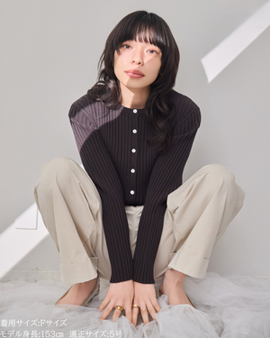 小柄/低身長/アンサンブルニット/リブニット/縦リブ/2wayカーディガン/白蝶貝ボタン/スタイルアップ/華奢見え/体型カバー/春ニット/秋ニット/夏インナー/着回し/147cm/小柄コーデ/低身長コーデ